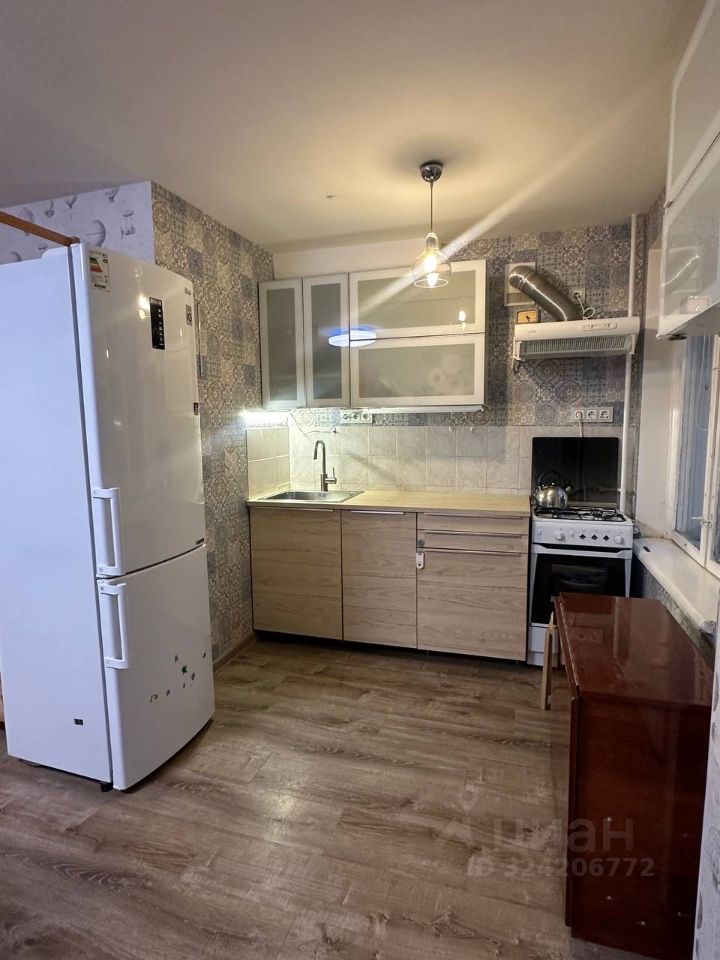 Аренда 3-комн квартиры на вторичном рынке Волгоградский проспект, 107К2