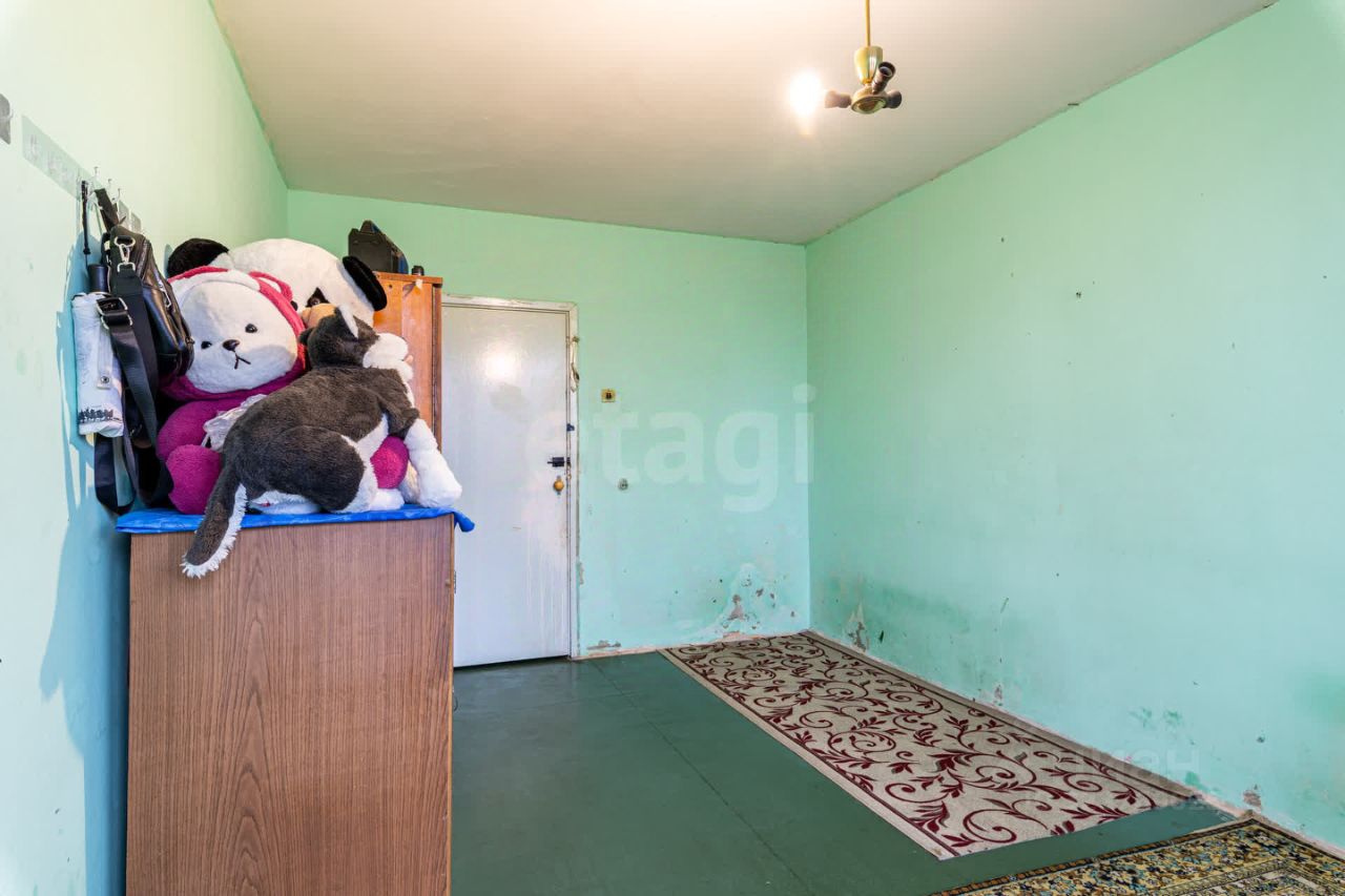 Продажа 3-комн квартиры на вторичном рынке Софийская улица, 55