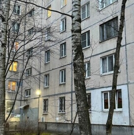 Продажа 3-комн квартиры на вторичном рынке ул Чудновского,  д. 6,  к. 1