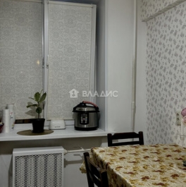 Продажа 2-комн квартиры на вторичном рынке ул Винокурова,  д. 11,  к. 2