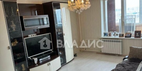 3-комн квартира улица Полбина,  д. 2