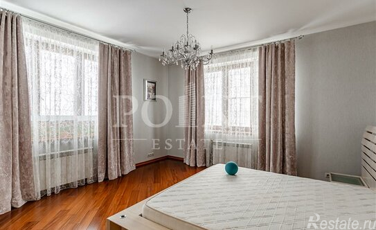 Продажа 4-комн квартиры на вторичном рынке пр-кт Вернадского,  д. 92,  к. 1