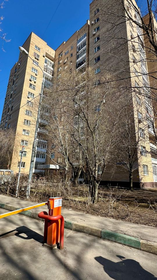 Продажа 3-комн квартиры на вторичном рынке Молодогвардейская улица, 6