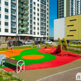 Продажа 2-комн квартиры на вторичном рынке Парашютная улица,  д. 61 к4