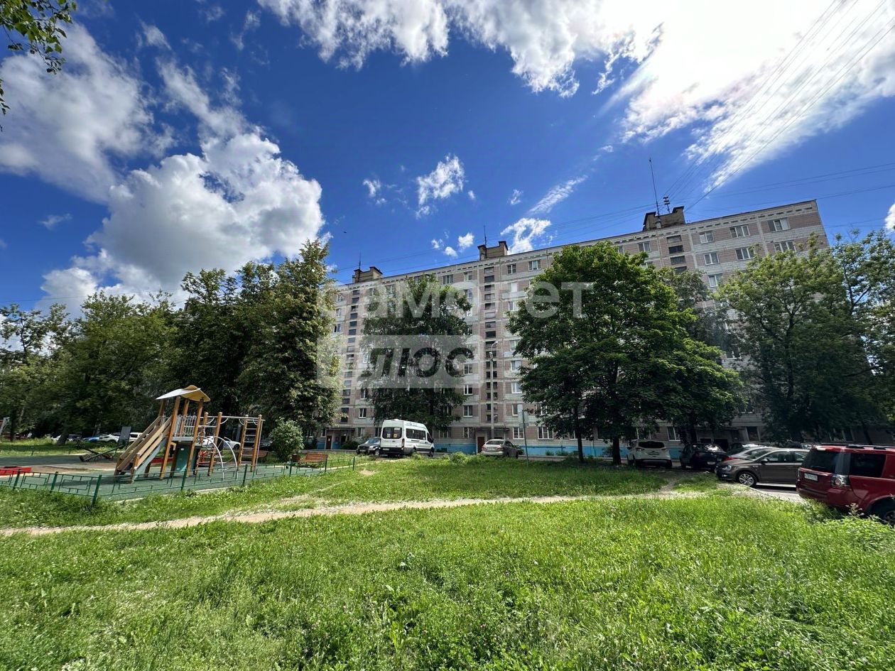 Продажа 3-комн квартиры на вторичном рынке имени К.А. Аверьянова мкр,  д. 18