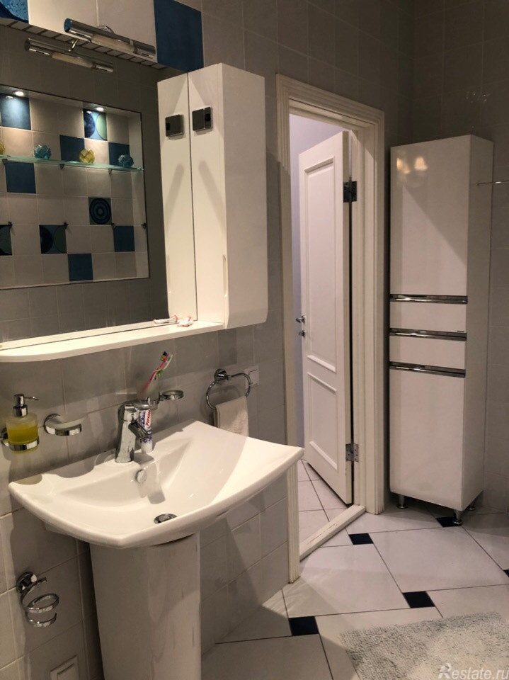 Аренда 3-комн квартиры на вторичном рынке Дмитровский пер,  д. 11