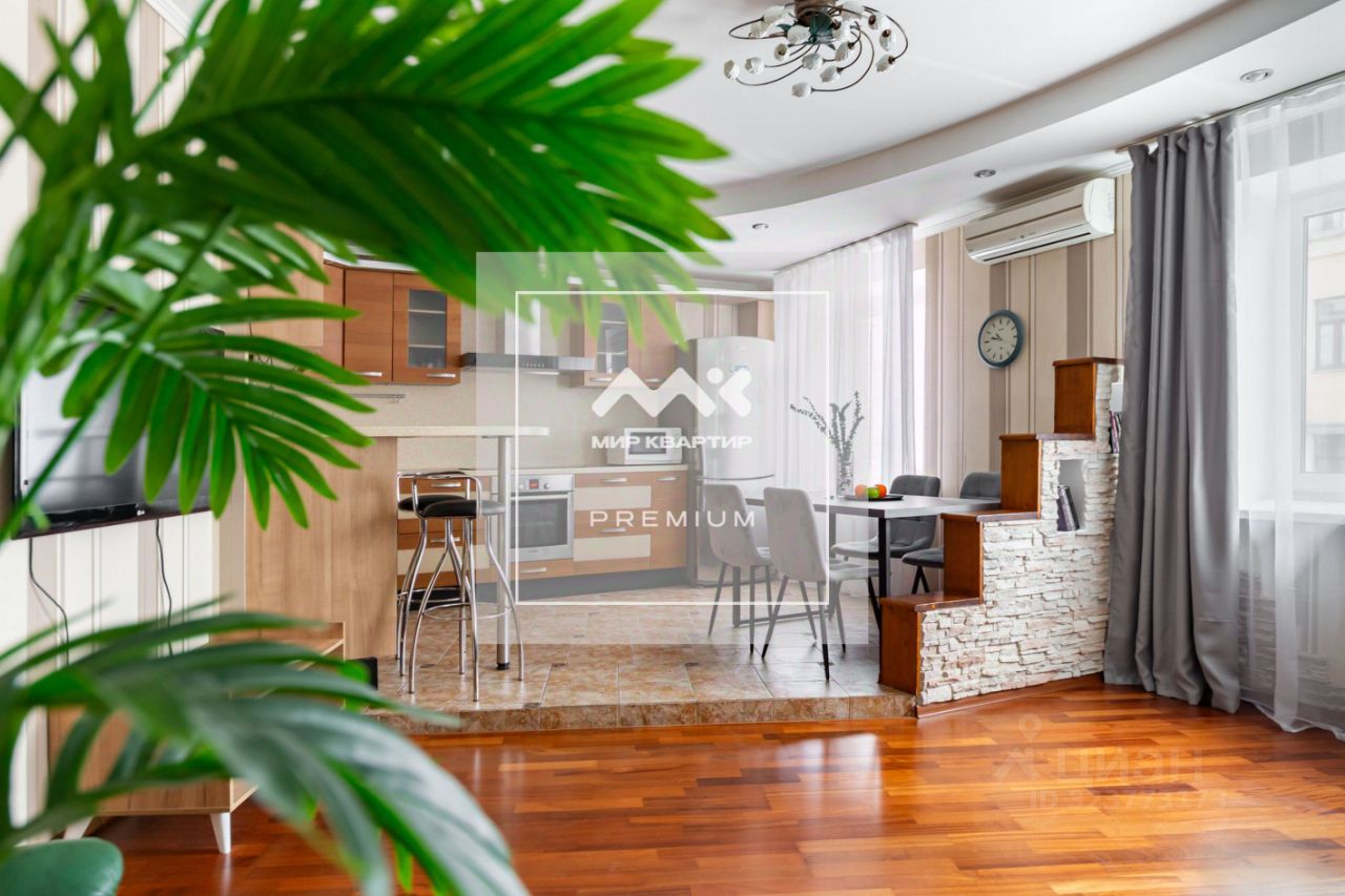 Продажа 4-комн квартиры на вторичном рынке Воронежская улица, 76