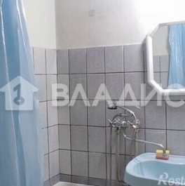 Продажа 1-комн квартиры на вторичном рынке улица Генерала Кузнецова,  д. 12