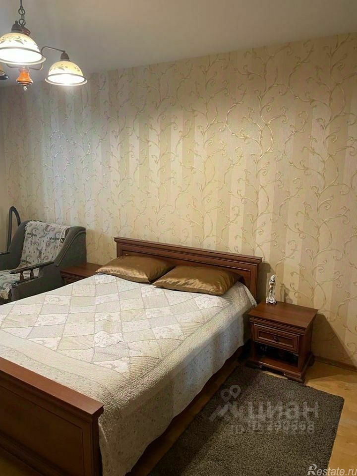 Аренда 3-комн квартиры на вторичном рынке улица Грекова,  д. 7