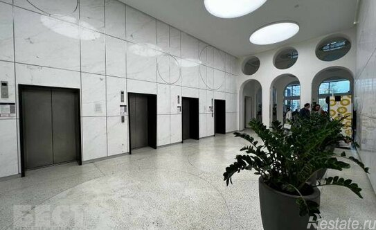 Продажа 3-комн квартиры на вторичном рынке Варшавское ш,  д. 143 к2