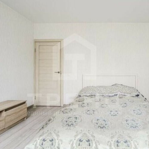 2-комн квартира Мурино г, Петровский б-р,  д. 12 к2