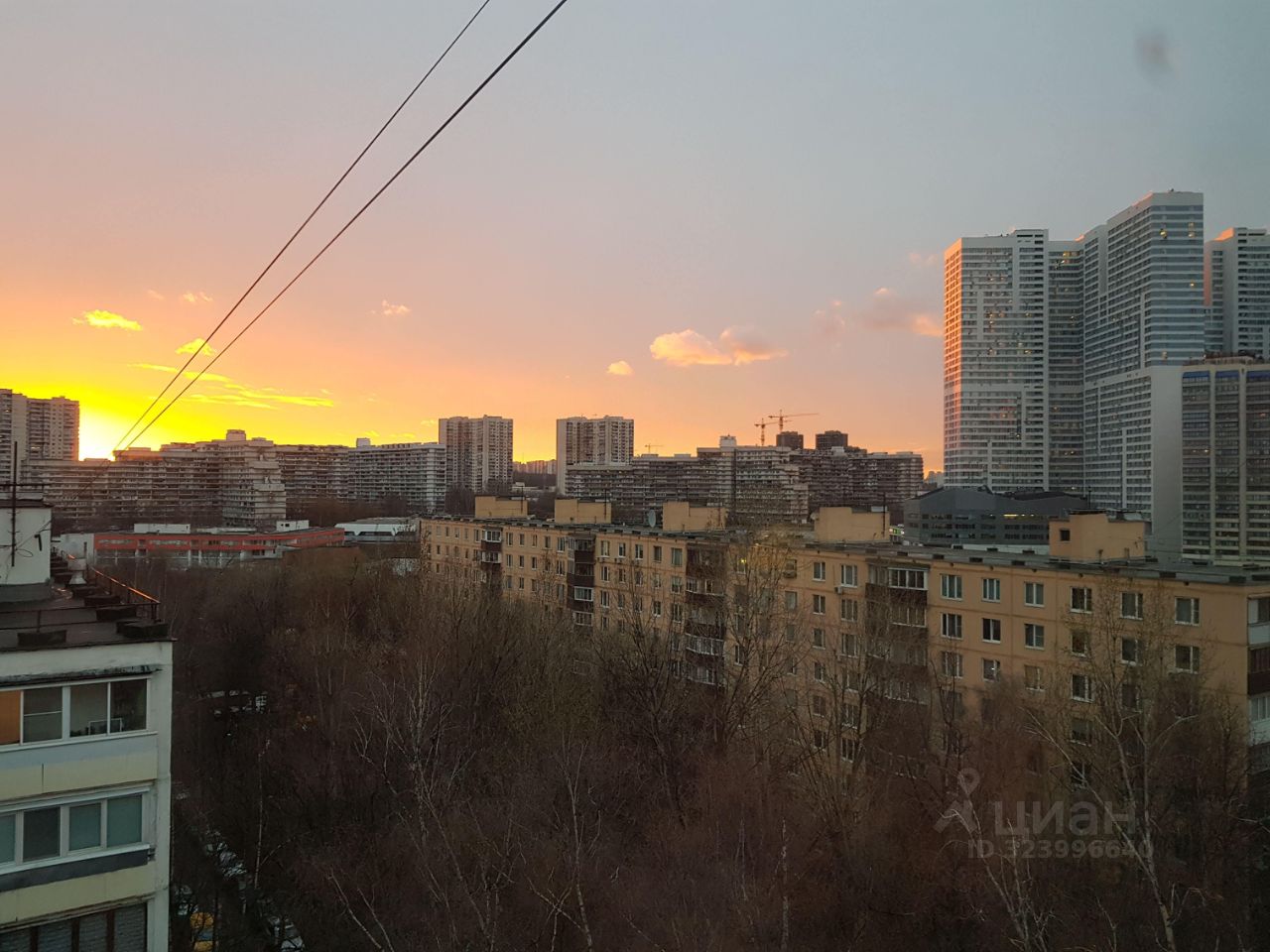 Продажа 3-комн квартиры на вторичном рынке Чертановская улица, 4