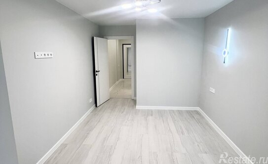 Продажа 3-комн квартиры на вторичном рынке Карамышевская набережная,  д. 20 к1