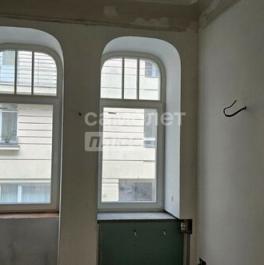 Продажа 3-комн квартиры на вторичном рынке Козихинский М. пер