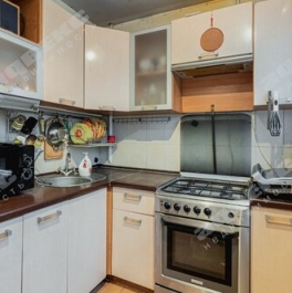 Продажа 4-комн квартиры на вторичном рынке ул Пионерстроя,  д. 10