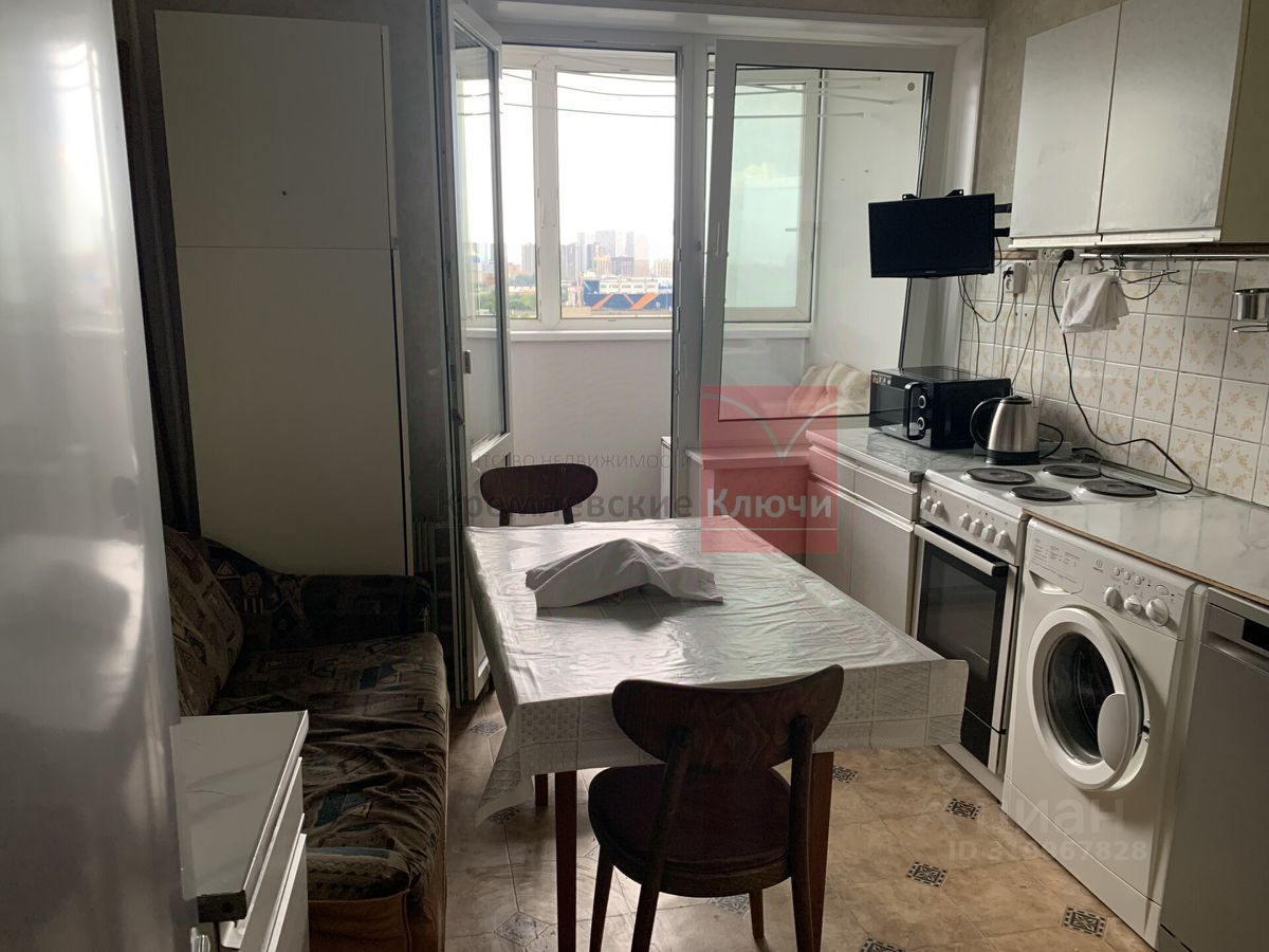 Продажа 2-комн квартиры на вторичном рынке Авиамоторная улица, 34К1