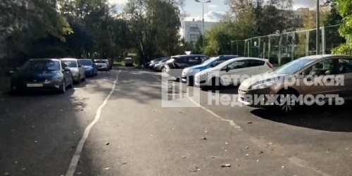 4-комн квартира Долгоозерная улица, 4К2