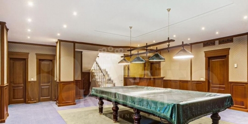 5-комн квартира Хилков переулок,  д. 1