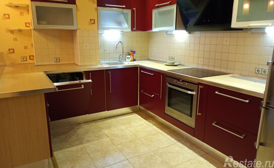 Продажа 3-комн квартиры на вторичном рынке Кириши г, Ленина пр-кт,  д. 47