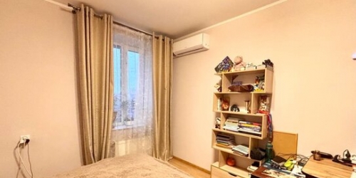 3-комн квартира проспект Авиаконструкторов,  д. 13