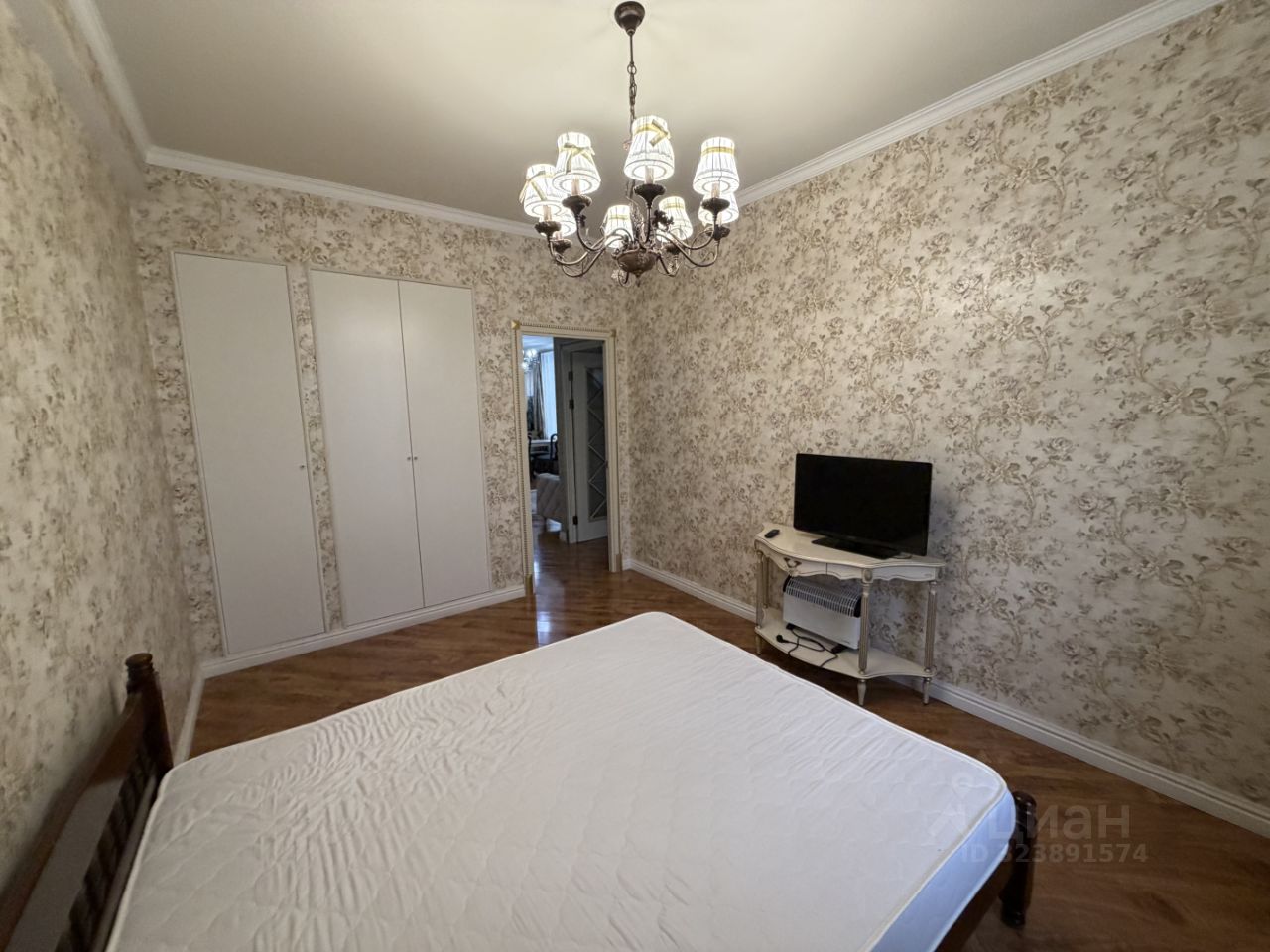 Аренда 3-комн квартиры на вторичном рынке улица Климашкина, 24