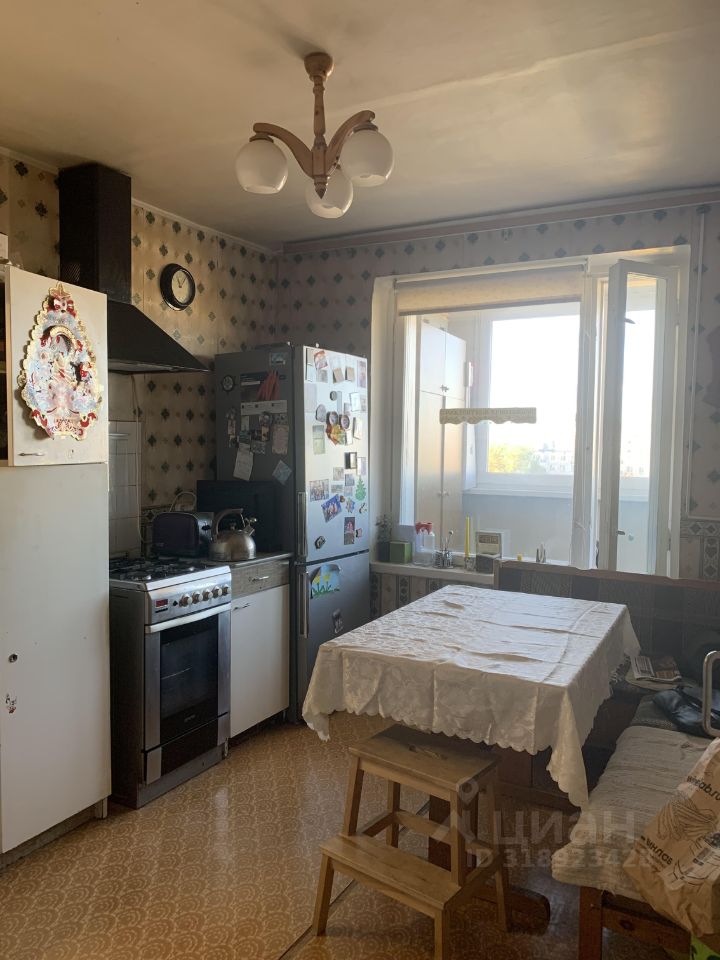 Продажа 3-комн квартиры на вторичном рынке Уссурийская улица, 11К1