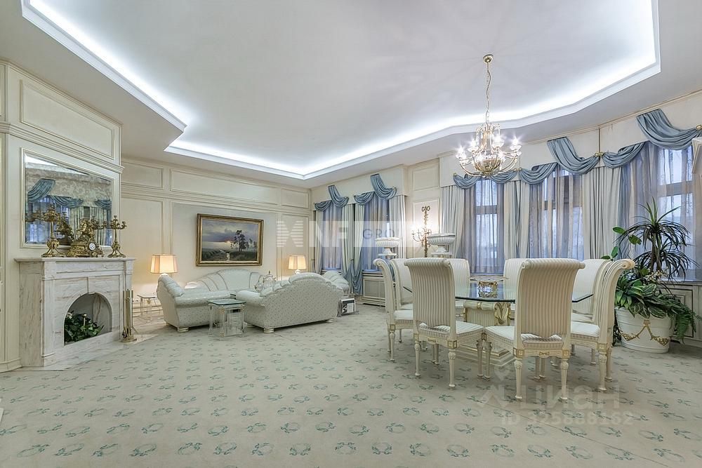 Продажа 4-комн квартиры на вторичном рынке Ордынка Б. ул,  д. 67