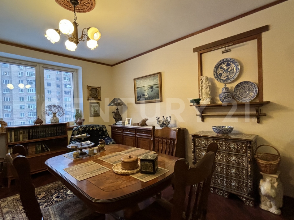 Продажа 2-комн квартиры на вторичном рынке Нахабино р.п., Красноармейская ул., 64