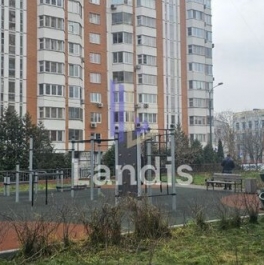 Продажа 2-комн квартиры на вторичном рынке Черноморский бульвар,  д. 4 к3