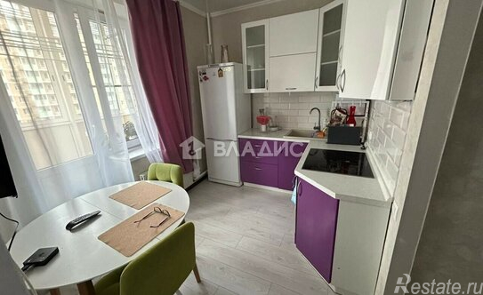 Продажа 1-комн квартиры на вторичном рынке Зенино, Вертолётная улица