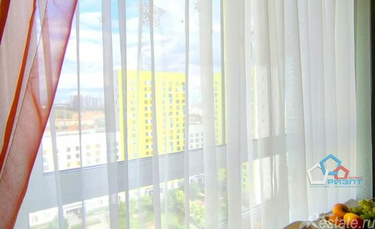 Продажа 2-комн квартиры на вторичном рынке улица Александры Монаховой,  д. 88 к2