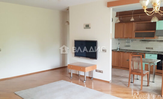 Продажа 3-комн квартиры на вторичном рынке Новопетровская улица,  д. 3