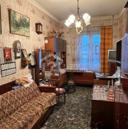 Продажа 3-комн квартиры на вторичном рынке Кировский район, Клубная улица,  д. 1