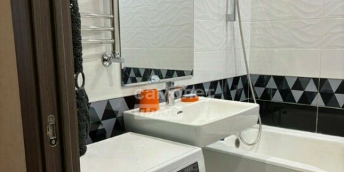 2-комн квартира ул Ивана Бабушкина,  д. 11/2