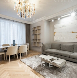 Продажа 5-комн квартиры на вторичном рынке Минская улица,  д. 2