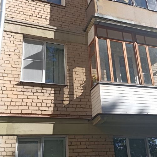 3-комн квартира Колпино, площадь Коммуны, 1/2