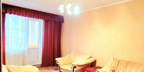 2-комн квартира ул Адмирала Лазарева,  д. 8