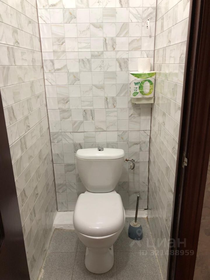 Продажа 2-комн квартиры на вторичном рынке Лухмановская улица, 15к4