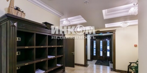 3-комн квартира Предтеченский Б. пер,  д. 31