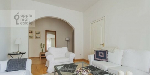 3-комн квартира Денежный переулок,  д. 8-10