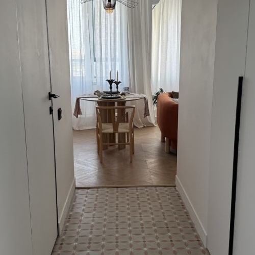 1-комн квартира с. Домодедово, улица Современников, 6