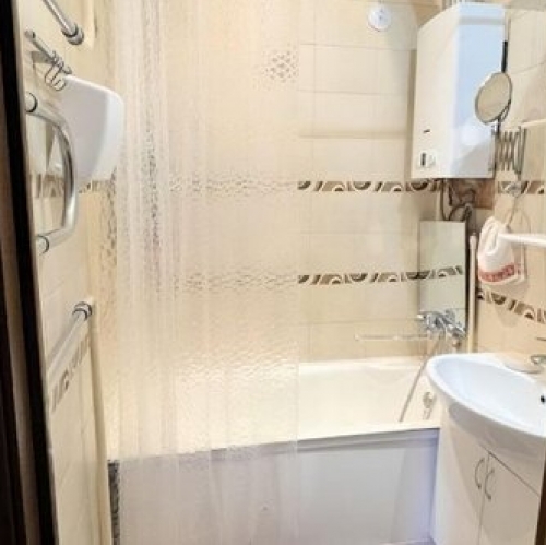 4-комн квартира Юрия Гагарина пр-кт,  д. 11