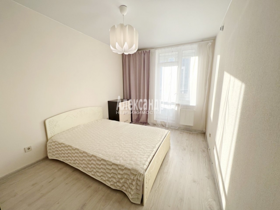 Продажа 1-комн квартиры на вторичном рынке Малая Митрофаньевская ул. ,  д. 5,  к. 1