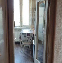 Продажа 3-комн квартиры на вторичном рынке Есенина ул,  д. 40,  к. 1