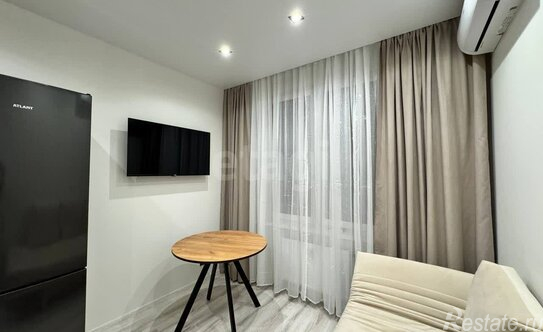 Продажа 1-комн квартиры на вторичном рынке Коломяжский пр-кт,  д. 13,  к. 6