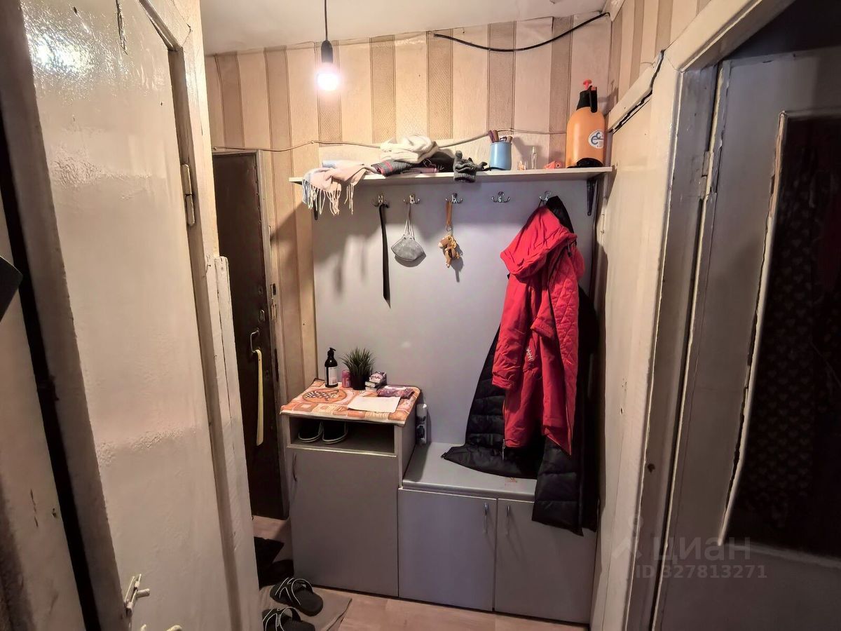 Продажа 2-комн квартиры на вторичном рынке Пушкин, бульвар Алексея Толстого, 26
