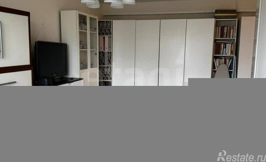 Продажа 2-комн квартиры на вторичном рынке ул Иерусалимская,  д. 9