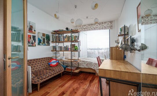 Продажа 3-комн квартиры на вторичном рынке Песочная наб,  д. 12