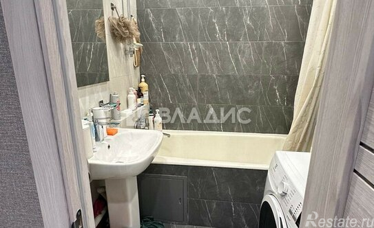 Продажа 2-комн квартиры на вторичном рынке Ленинский пр-кт,  д. 123 к1