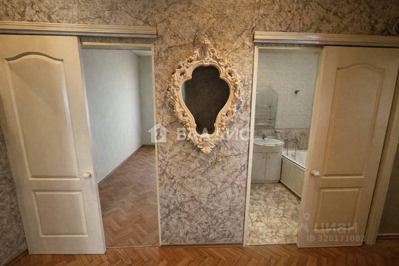 Продажа 2-комн квартиры на вторичном рынке улица Павла Андреева, 28К4